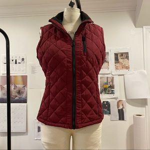 Andrew Marc Quilted Vest Color: Maroon
